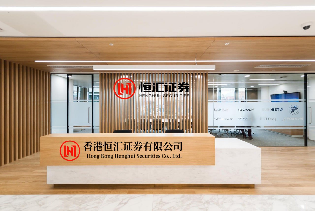 京海配资平台 “长得着急是种什么体验...？”哈哈哈183的壮汉还在看开学第一课！